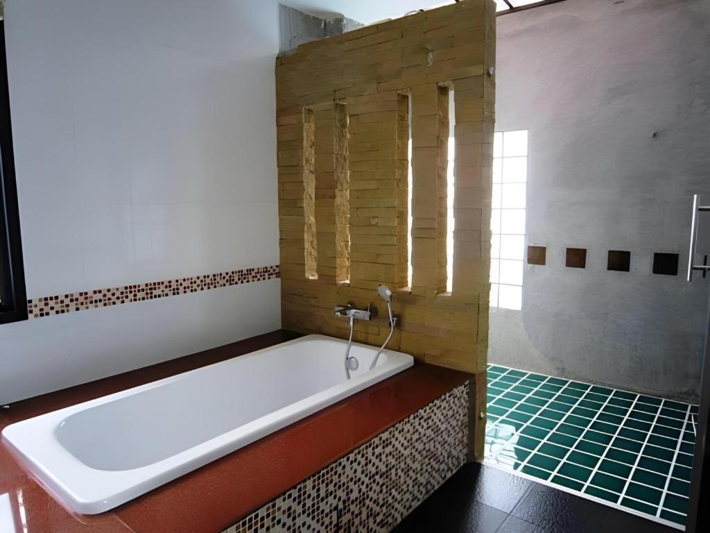 Nattha Waree Hot Spring Resort And Spa Ban Nua Khlong Zewnętrze zdjęcie