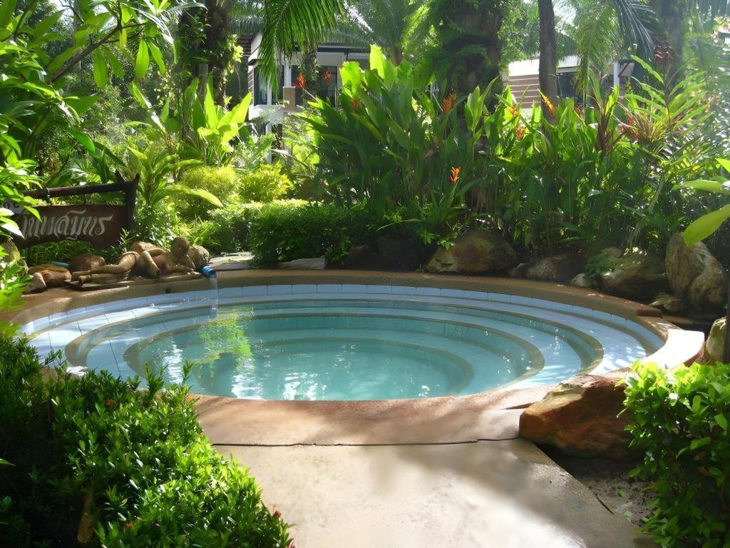 Nattha Waree Hot Spring Resort And Spa Ban Nua Khlong Zewnętrze zdjęcie